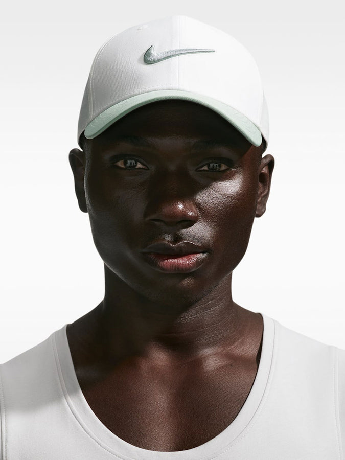 Nike Golf Dri-Fit Club Structured Swoosh Hat | SAIL/STEAM/STEAM (135)