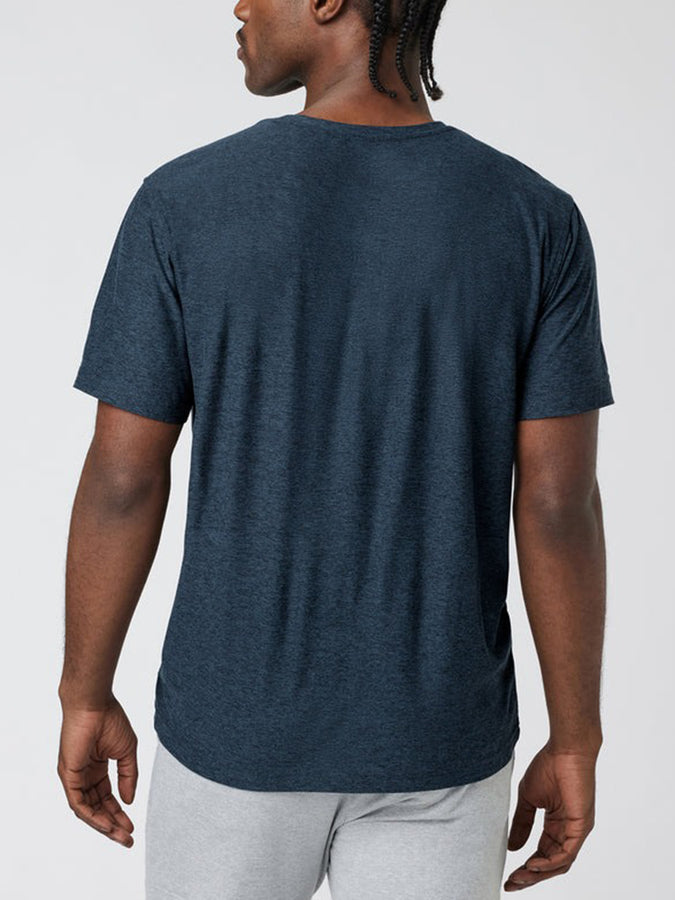 Vuori Strato Tech T-Shirt | NAVY HEATHER (HNV)