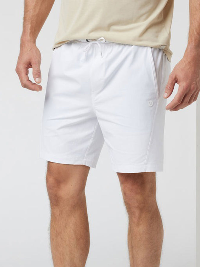Vuori Crosscourt Shorts | WHITE (WHT)