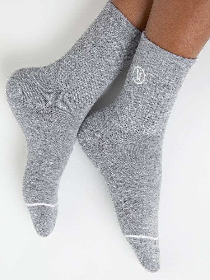 Vuori Half Crew 2.0 Socks | LIGHT HEATHER GREY (LHG)