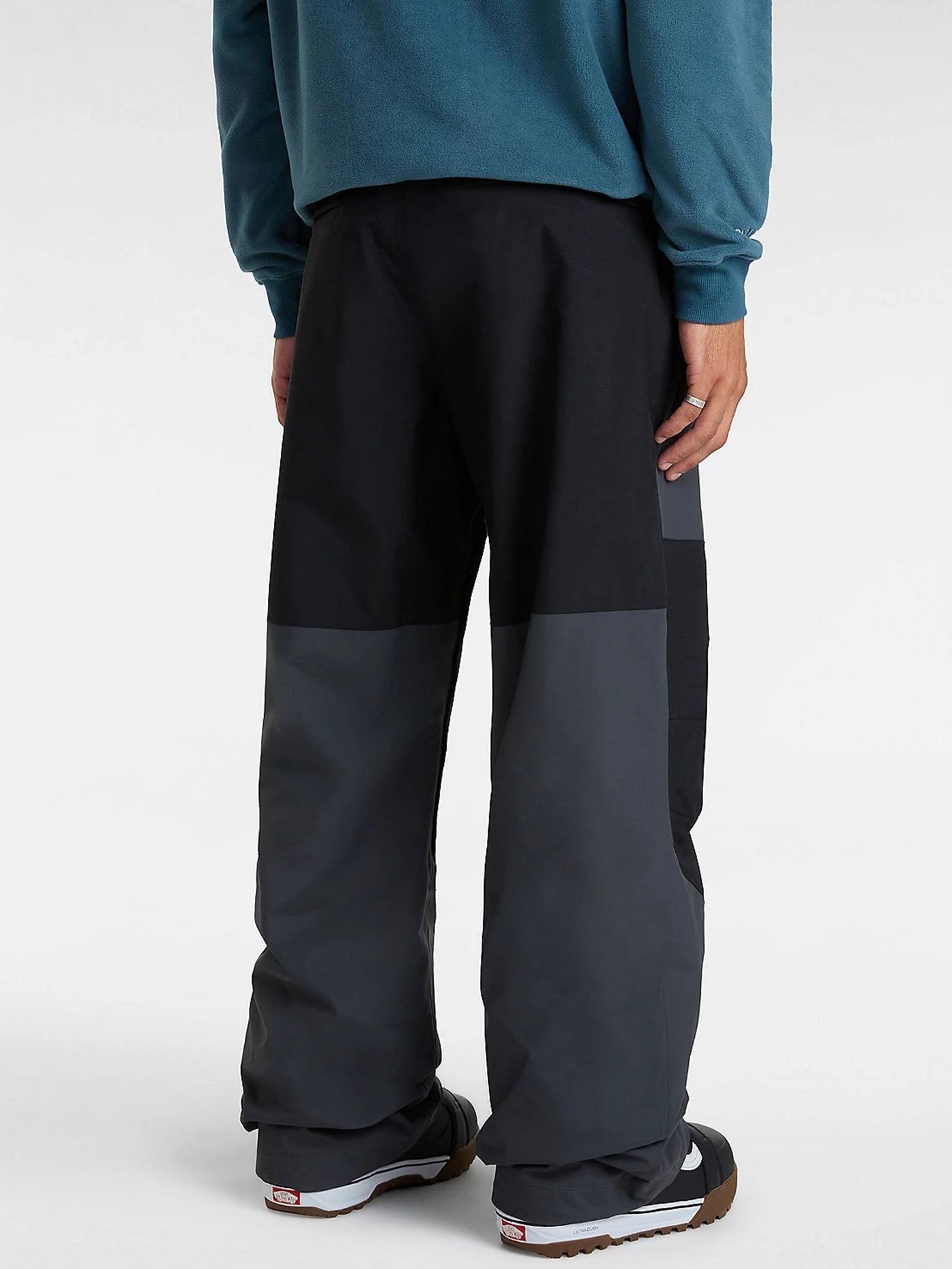 Vans MTE Hellbound Snow Pants 2025