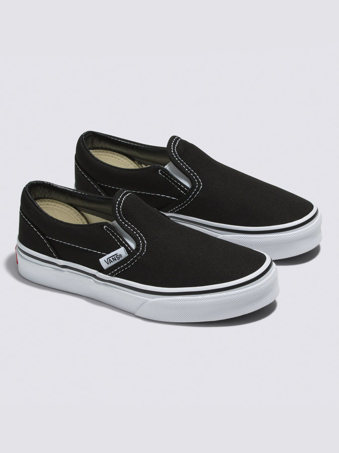 Vans Classic Slip-On Shoes | BLACK/TRUE WHITE (6BT)