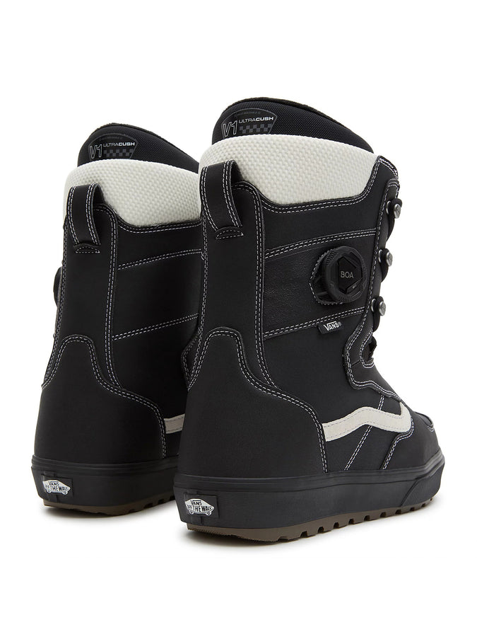 Vans Invado OG Snowboard Boots 2024 | CAVIAR (KS7)