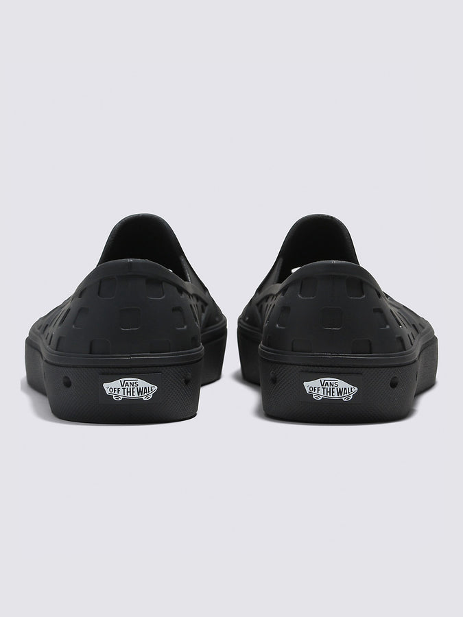 Vans Slip-On Trek Shoes | BLACK (BLK)