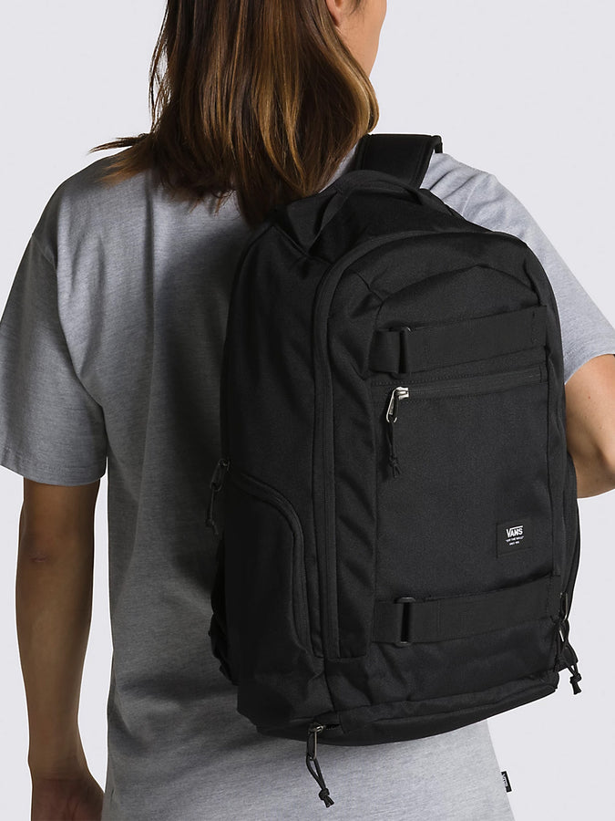 Vans DX Skatepack Backpack Spring 2024 | BLACK (BLK)