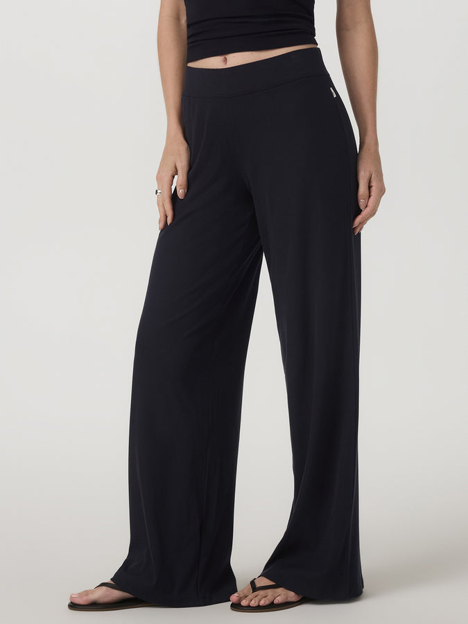 Vuori Pose Wideleg Pants Spring 2026 |BLACK (BLK)