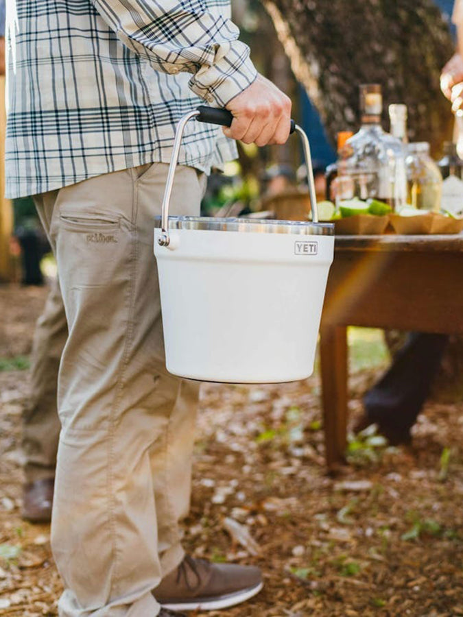 Yeti Rambler Beverage White Bucket | WHITE