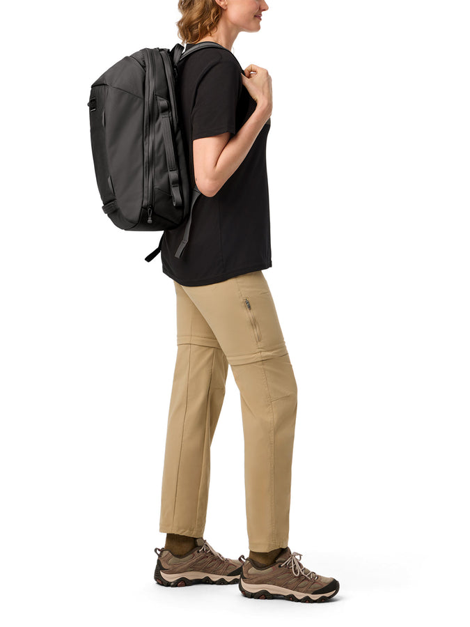 Yeti Crossroads 27L Black Backpack | BLACK