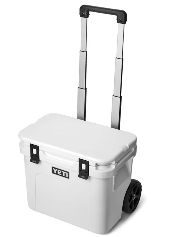 Yeti Roadie 32 White Wheeled Cooler 2024 | WHITE