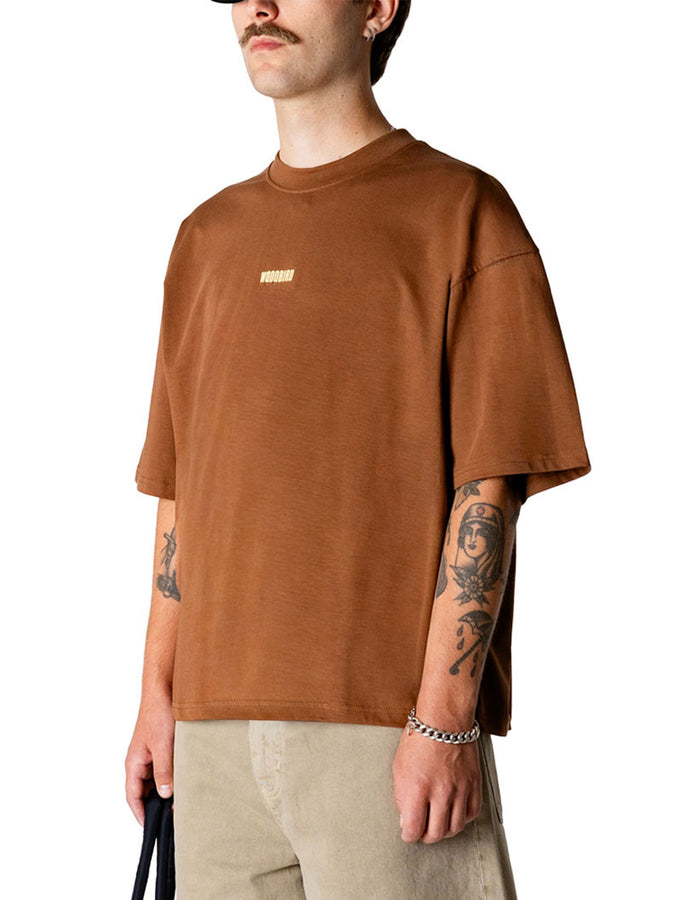 Woodbird Beam Lion T-Shirt Spring 2026 | MID BROWN
