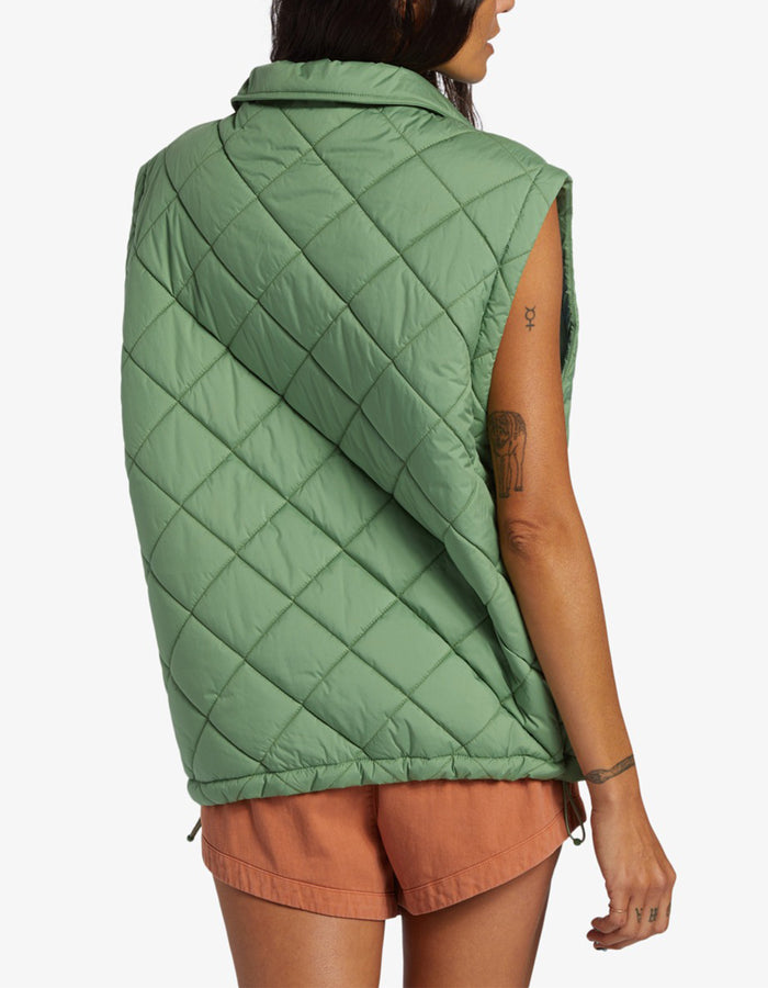 Billabong Transport Women Puffer Vest Spring 2024 | CLOUD FOREST (GLB0)