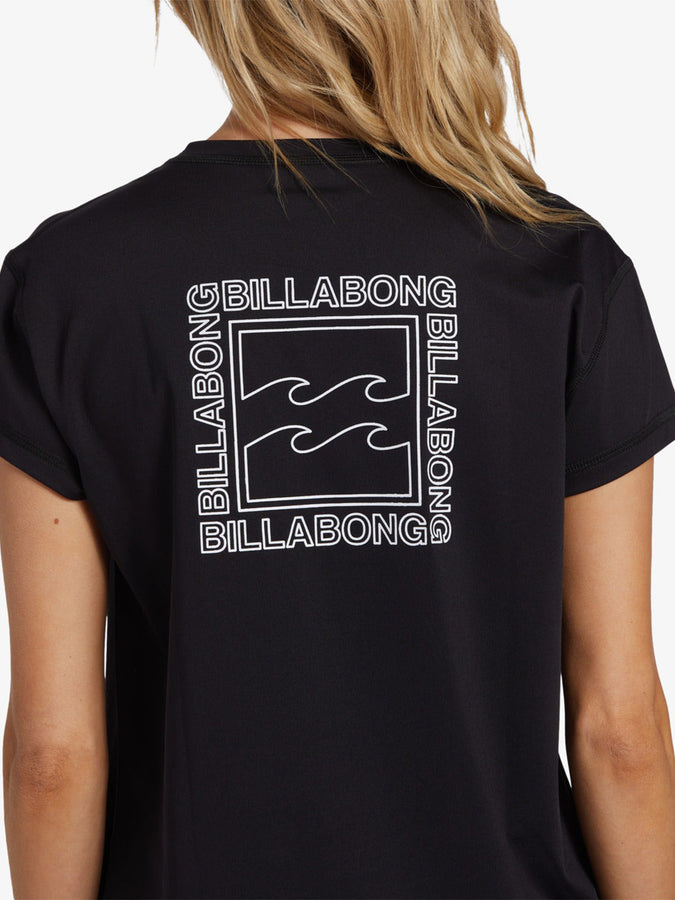 Billabong Core Sunday Surf Women Rashguard Spring 2024 | BLACK (BLK)