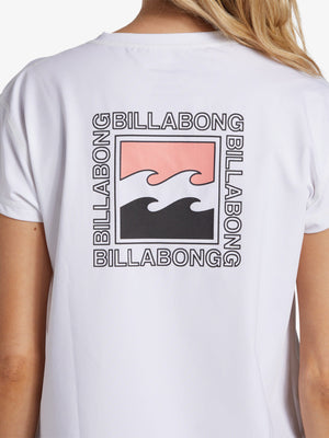 Billabong Core Sunday Surf Women Rashguard Spring 2024