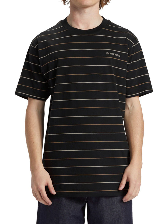 DC Lowstate Stripe T-Shirt SDC Lowstate Stripe T-Shirt Spring 2024 | PIRATE BLACK LOW STR (xkck)