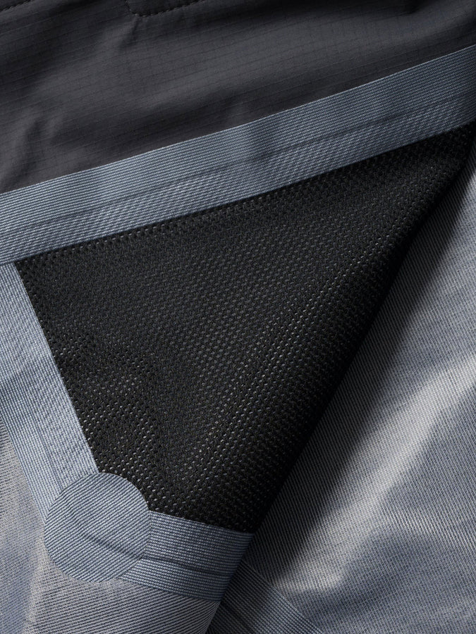 Howl Shell Jacket Winter 2026 | BLACK