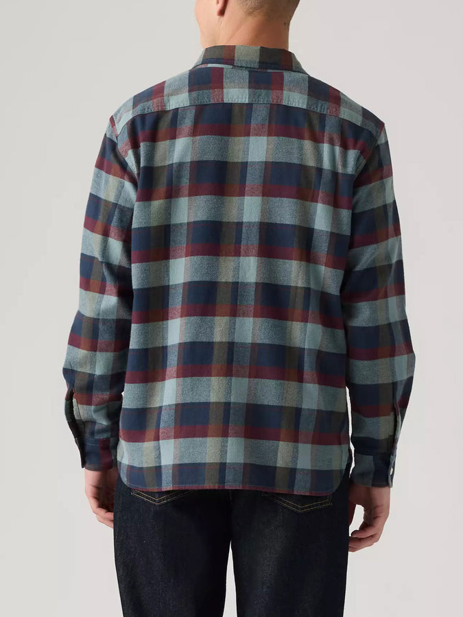 Levis Classic Worker Medina Plaid Long Sleeve Buttondown Shirt Fall 2026 | NIGHTFALL NAVY (0448)