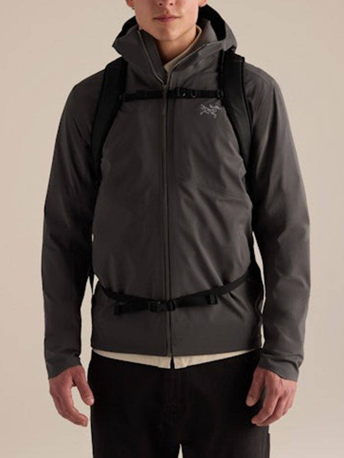 Arc'teryx Mantis 26 Backpack | BLACK