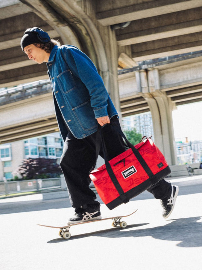Herschel x Thrasher Skate Nylon Duffle Bag Fall 2026 | RCNG RD/BRBD CHRY DSTR (07819)