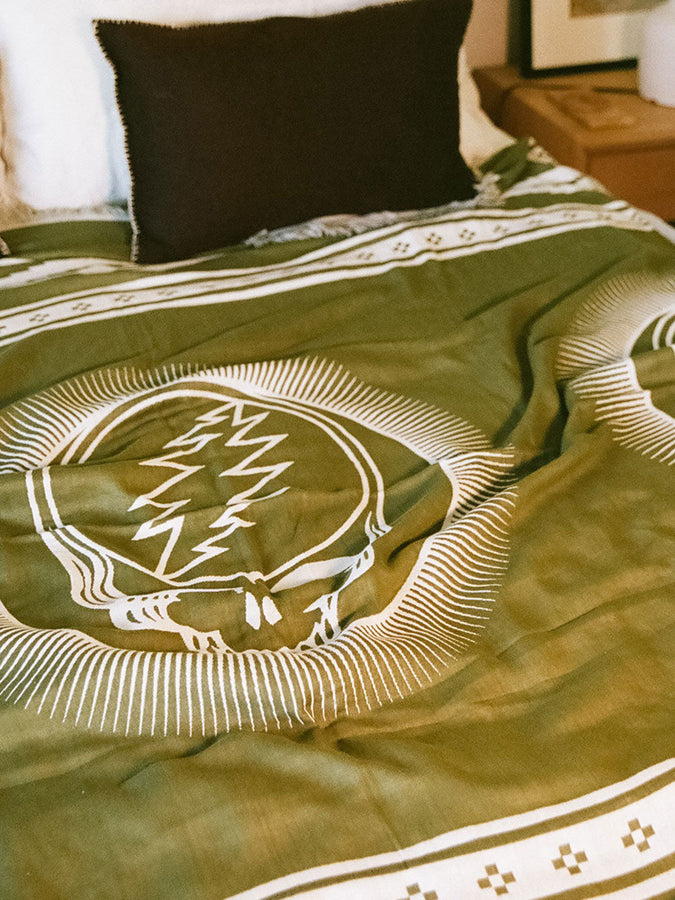Slowtide Fillmore Driftweave Avocado Beach Blanket Spring 2026 | AVOCADO