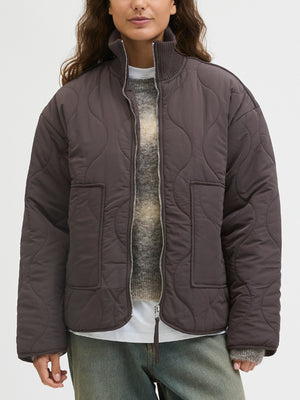 JJXX Serena Mid Quilted Jacket Fall 2025 | EMPIRE