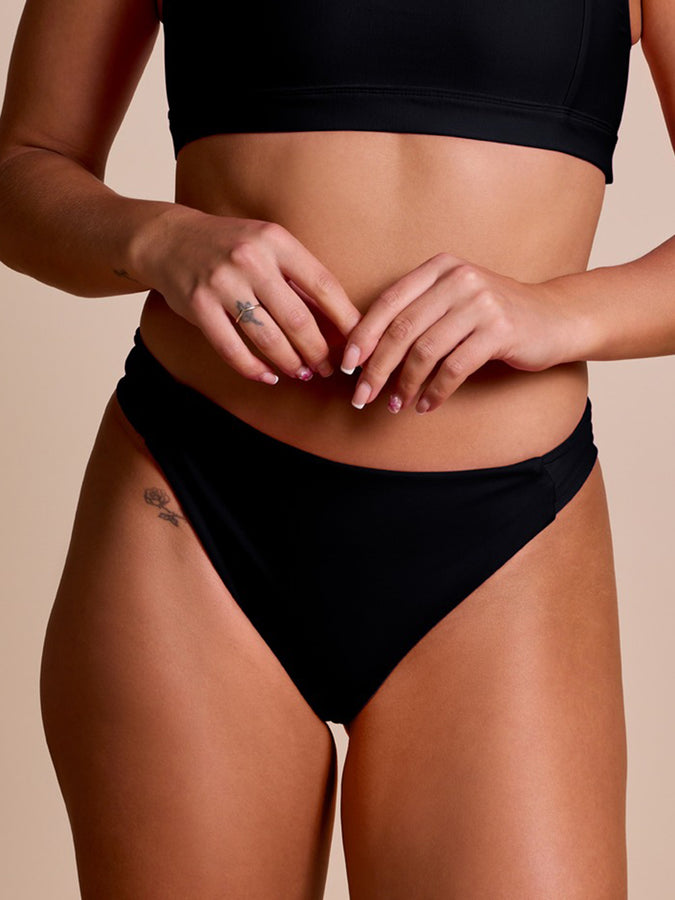 June Embody Freedom Lilo Bikini Bottom Spring 2026 | NIGHT