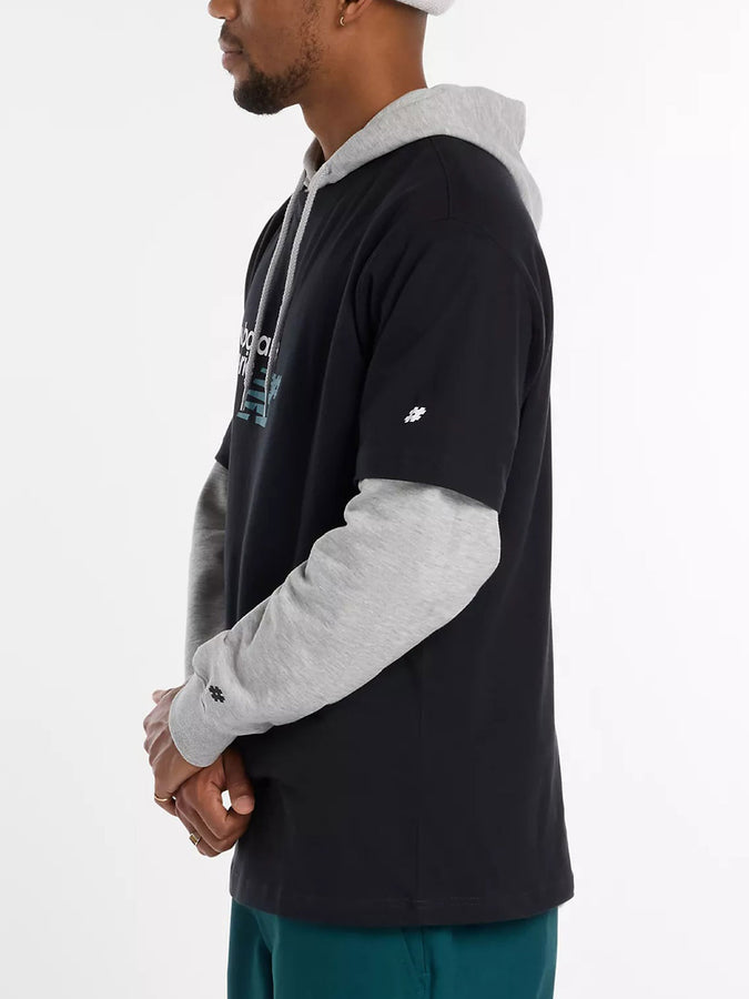 Nb Numeric Stacked Graphic T-Shirt Spring 2026 | BLACK MULTI (BM)