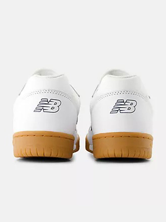 Nb Numeric 600 Tom Knox White/Gum Shoes Holiday 2025 | WHITE/GUM