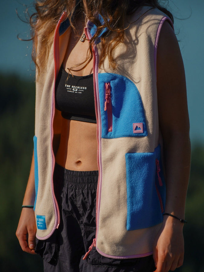 Notice The Reckless Overland Vest Spring 2026 | CREAM/BLUE/CORAL