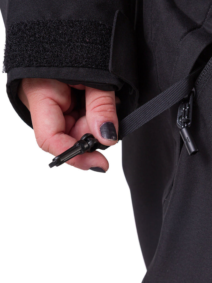 L1 Chroma 2027 –  BLACK