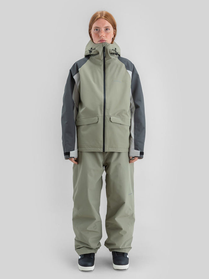 Beyond Medals Nostalgia 2027 Shell Jacket | GREEN
