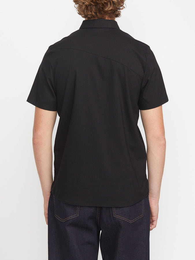 Volcom Everett Oxford Short Sleeve Buttondown Shirt Spring 2026 | NEW BLACK (NBK)