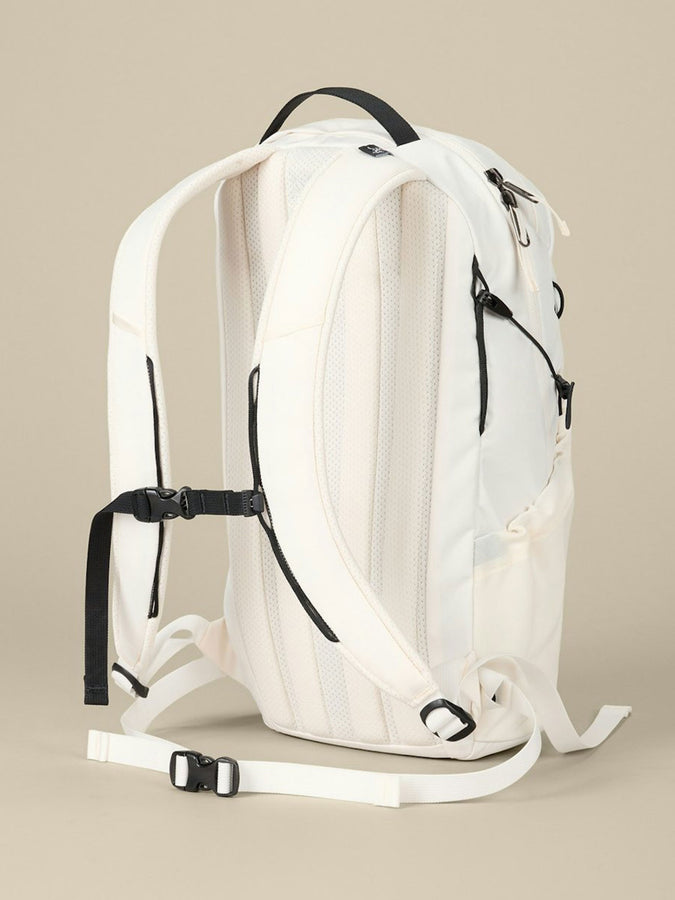 Arcteryx Mantis 16 Backpack | ARCTIC SILK