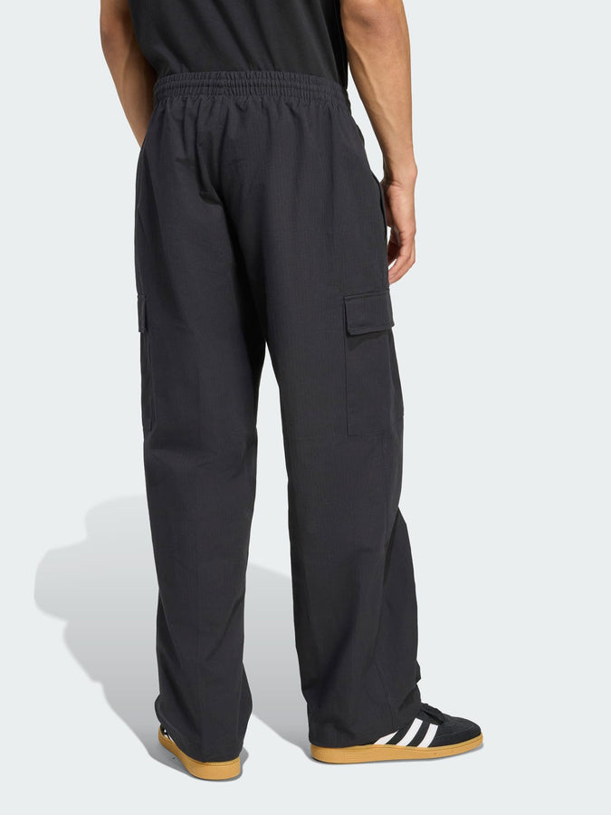 Adidas Trefoil Essentials Woven Black/White Pants Holiday 2025 | BLACK/WHITE