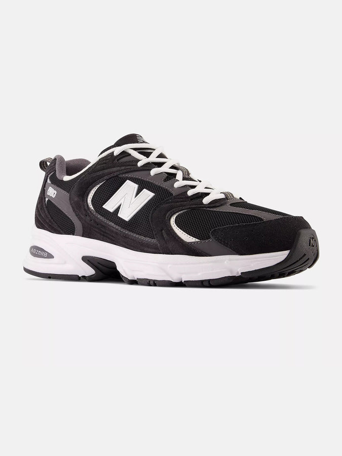 New Balance 530 Black/Magnet/Metallic Silver Shoes Fall 2026 | BLACK/MAGNET/SILVER METALLIC