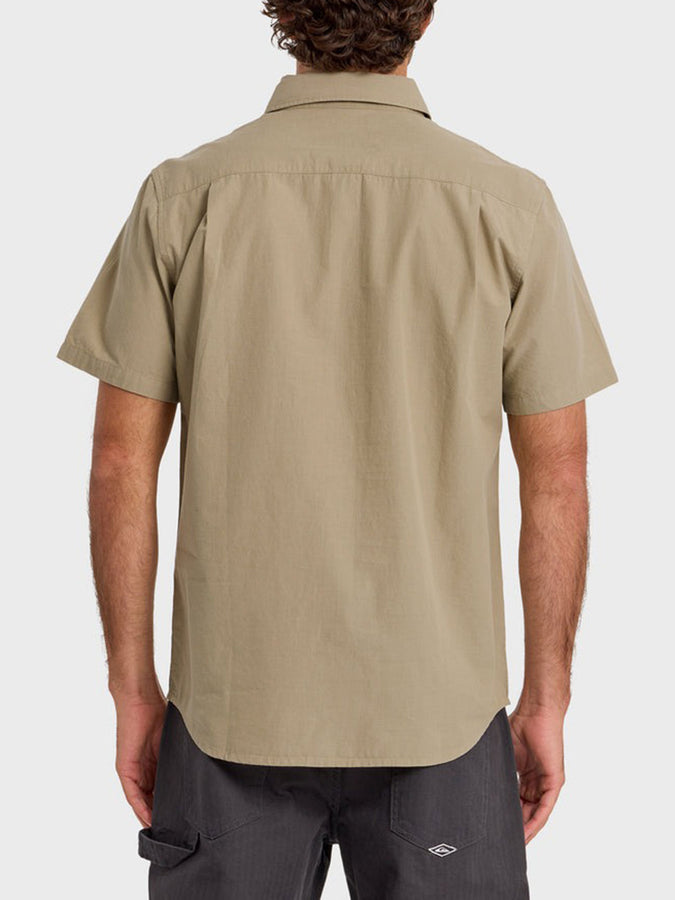 Quiksilver Shore Break Short Sleeve Buttondown Shirt Spring 2026 | SENECA ROCK (SRO