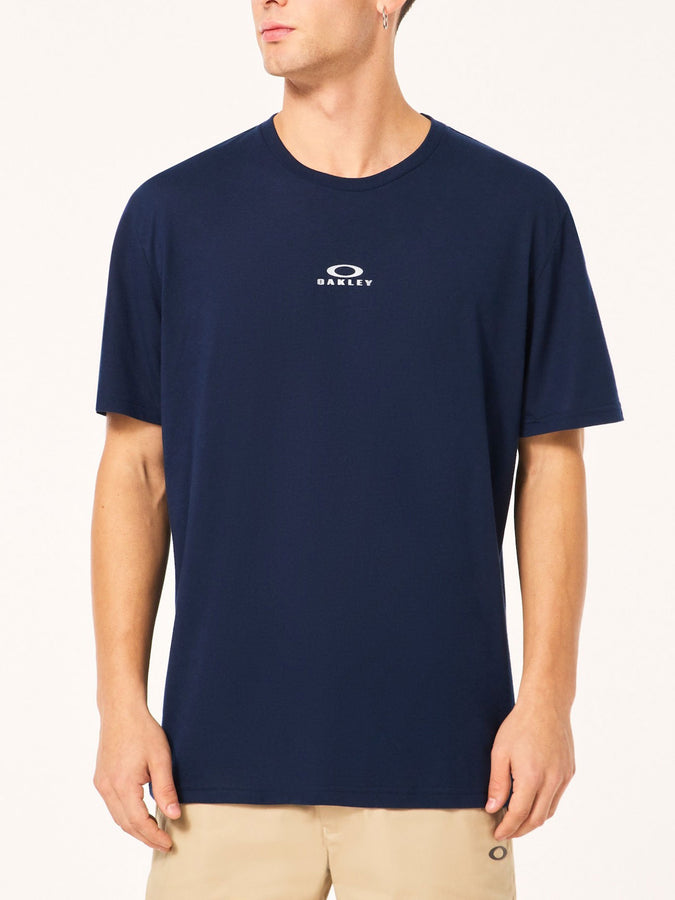 Oakley Bark New T-Shirt Fall 2026 | TEAM NAVY (6LE)