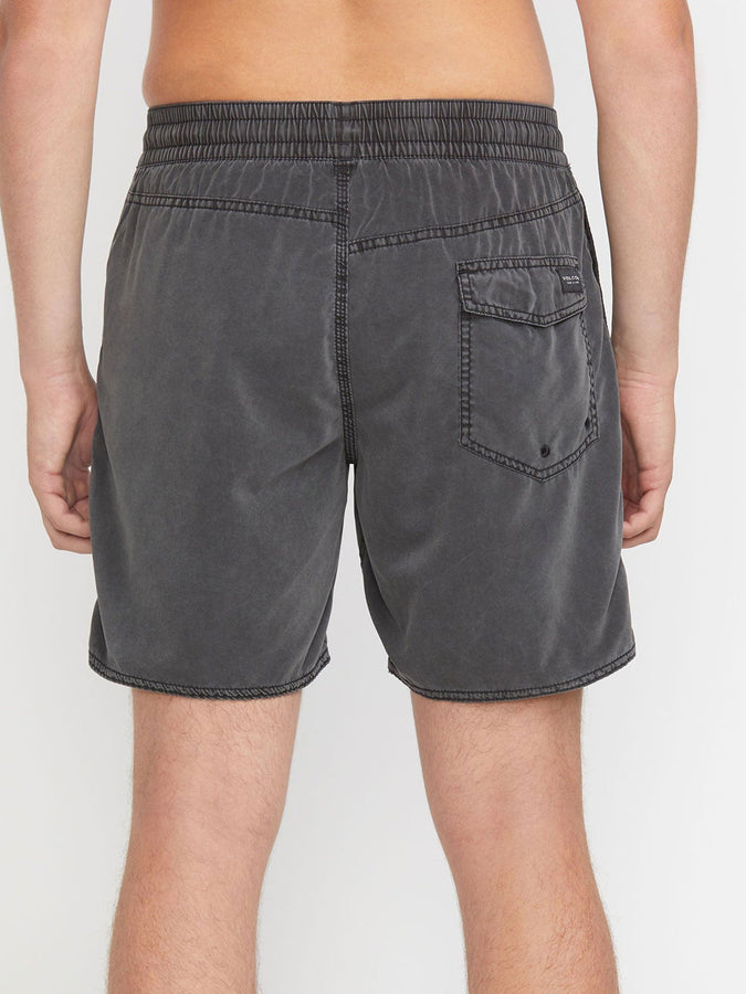 Volcom Center Trunk 17'' Boardshort Spring 2026 | BLACK (BLK)