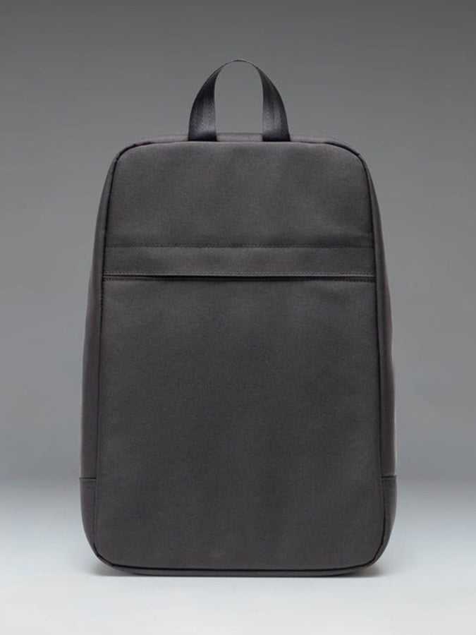 BLACK (00001)
