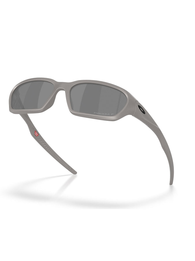 Oakley Terraforma Titanium/Prizm Black Polarized Sunglasses | TITANIUM/PRIZM BLACK