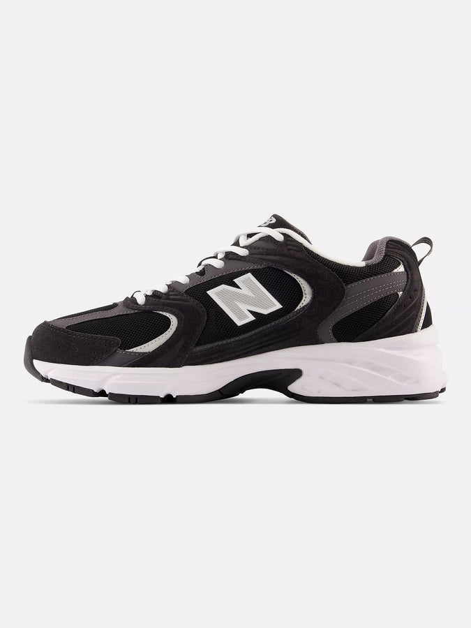 New Balance 530 Black/Magnet/Metallic Silver Shoes Fall 2026 | BLACK/MAGNET/SILVER METALLIC