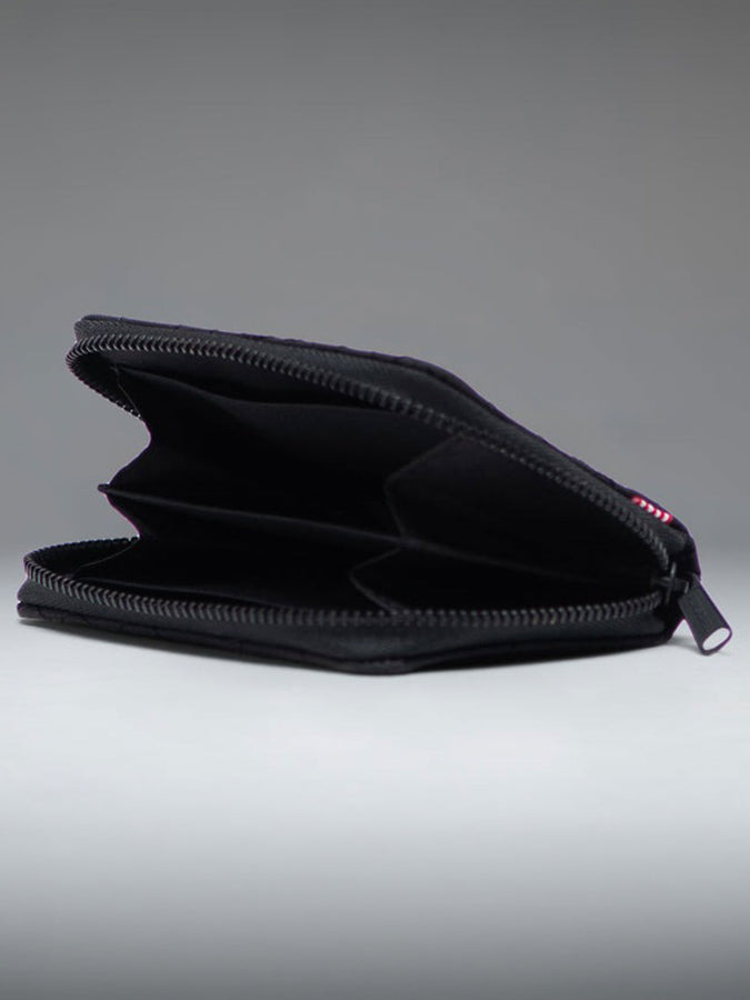 Herschel Tyler Quilted Capsule Wallet | BLACK TONAL DAISY (08247)