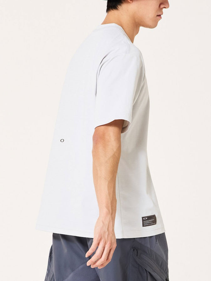 Oakley FGL Scratch 6.0 T-Shirt Summer 2026 | NICKEL (20K)