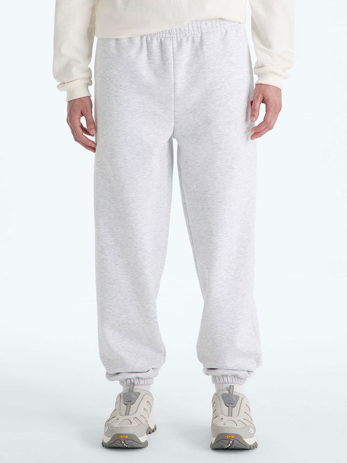 The North Face Tnf Red Box Sweatpants Fall 2026 | TNF CLASSIC GREY HEATHER (E04)