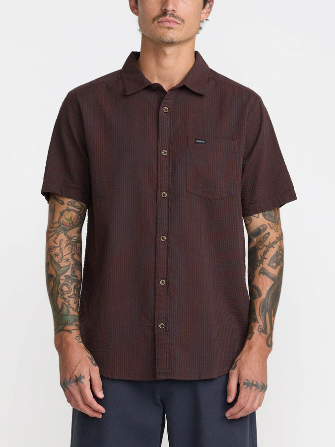 Rvca That'll Do Seersucker Short Sleeve Buttondown Shirt Fall 2026 | MOCHA (MOC)