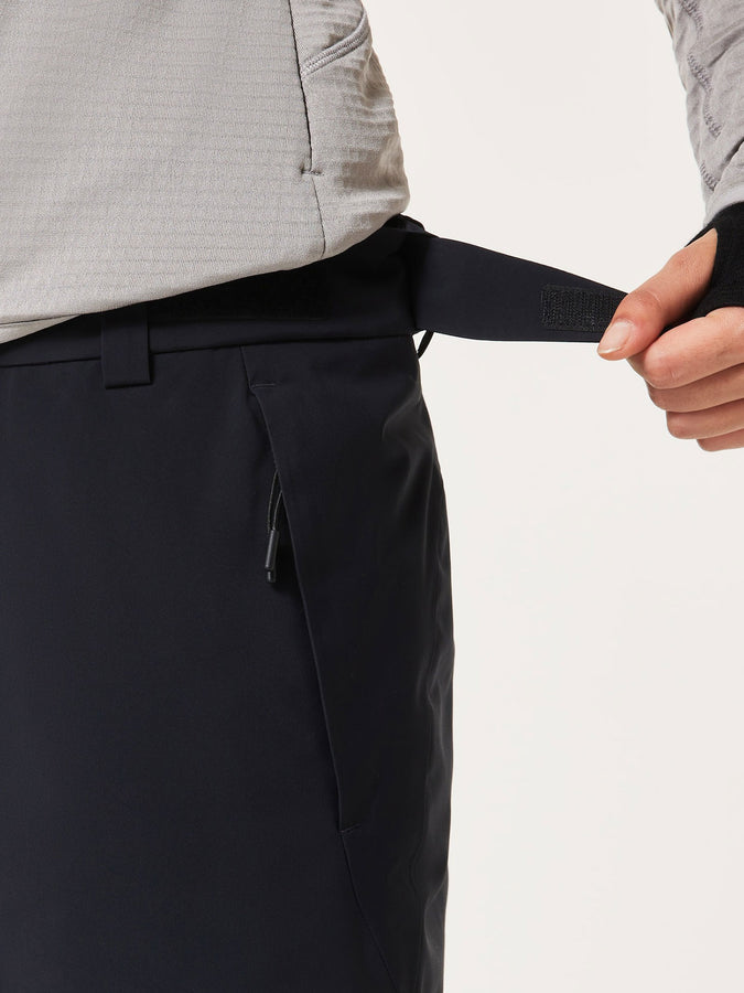 Oakley Canopy Insulated Pant 2027 | BLACKOUT (02E)