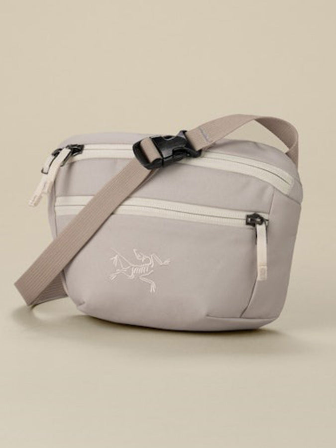 Arcteryx Mantis 1 Waist Accessory Bag | RUNE/SEA SALT