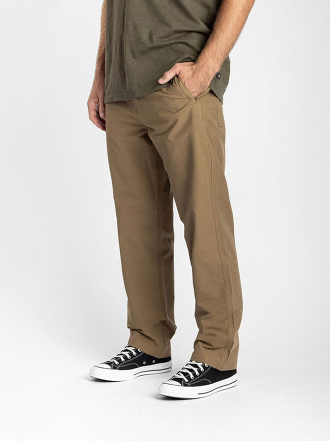 Roark Layover Pro Traveler Pants Fall 2026 | DARK KHAKI (DKH)