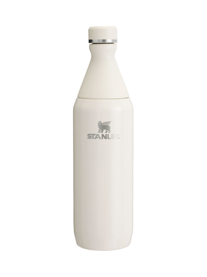 Stanley All Day Slim 20oz Water Bottle | CREAM GLOSS