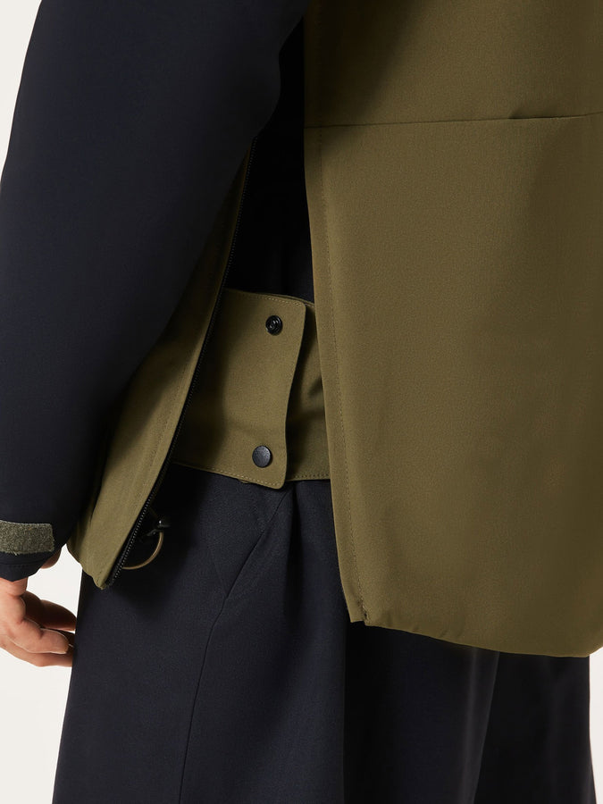 Oakley TNP TBT Anorak 2027 – Insulated Jacket | ARMY GREEN (7CE)