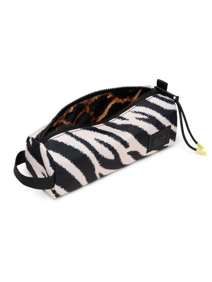 Herschel Settlement Pencil Case | ZEBRA (00332)
